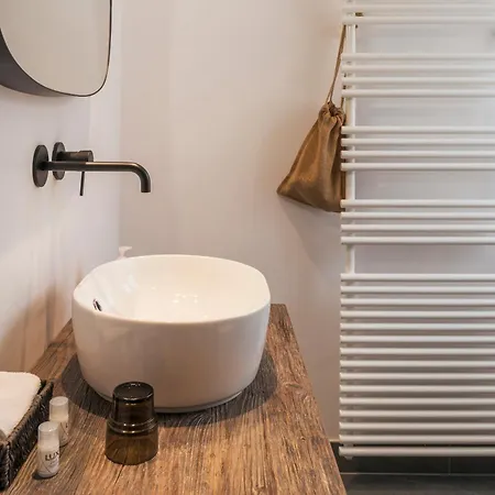 Aparthotel Amanthos Living Nyon