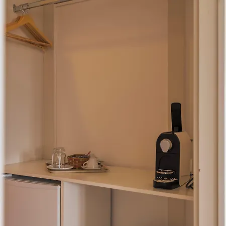 Hotel apartamentowy Amanthos Living Nyon 3*