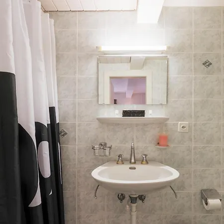 Amanthos Living Nyon Hotel apartamentowy