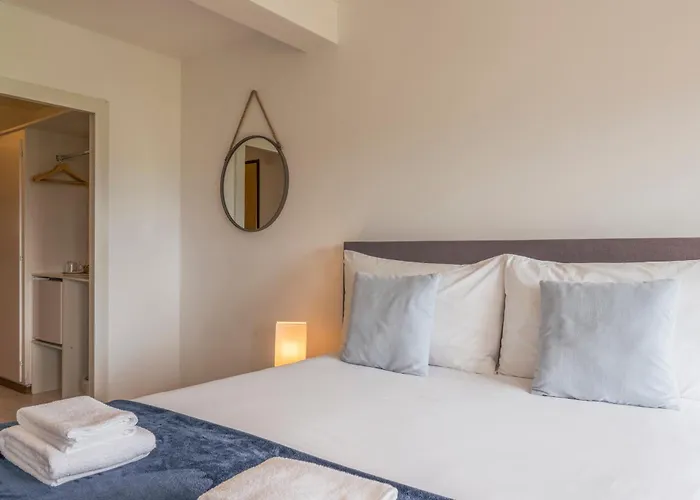 Aparthotel Amanthos Living Nyon Duillier