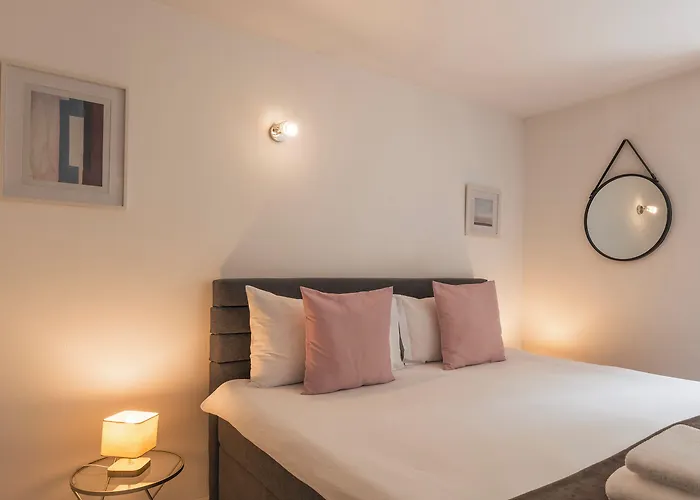 Appart hôtel Amanthos Living Nyon 3*