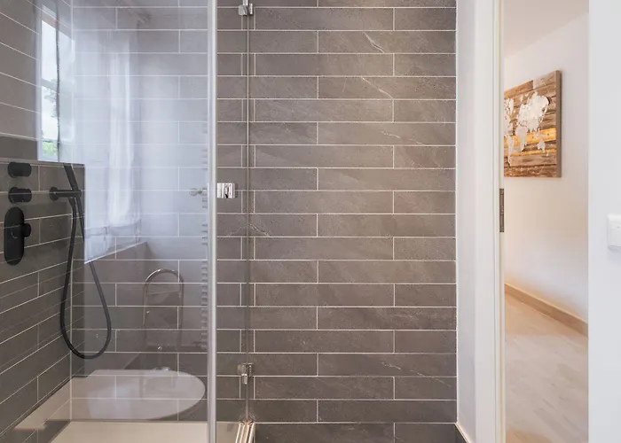 Amanthos Living Nyon Aparthotel 3*