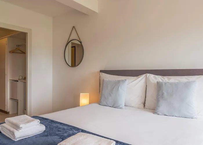 Amanthos Living Nyon Aparthotel 3*